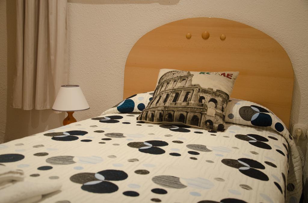 Hostal Aribau บาร์เซโลนา ห้อง รูปภาพ