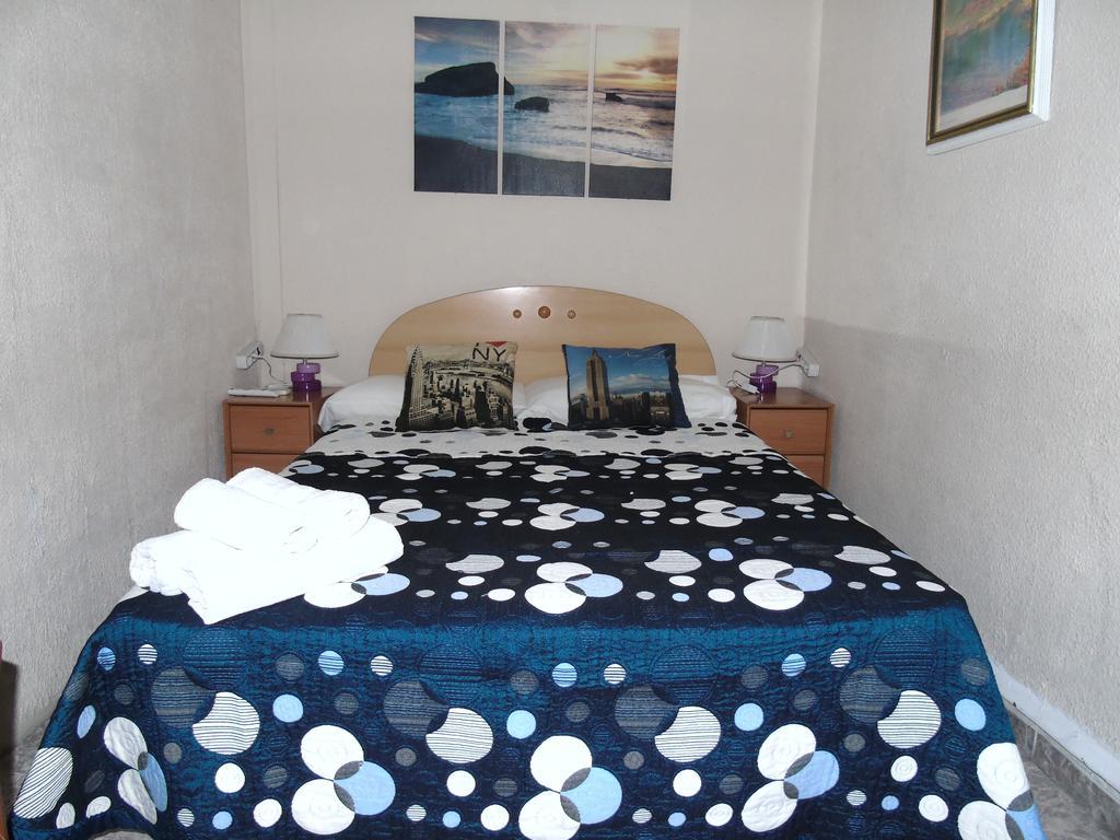 Hostal Aribau บาร์เซโลนา ห้อง รูปภาพ