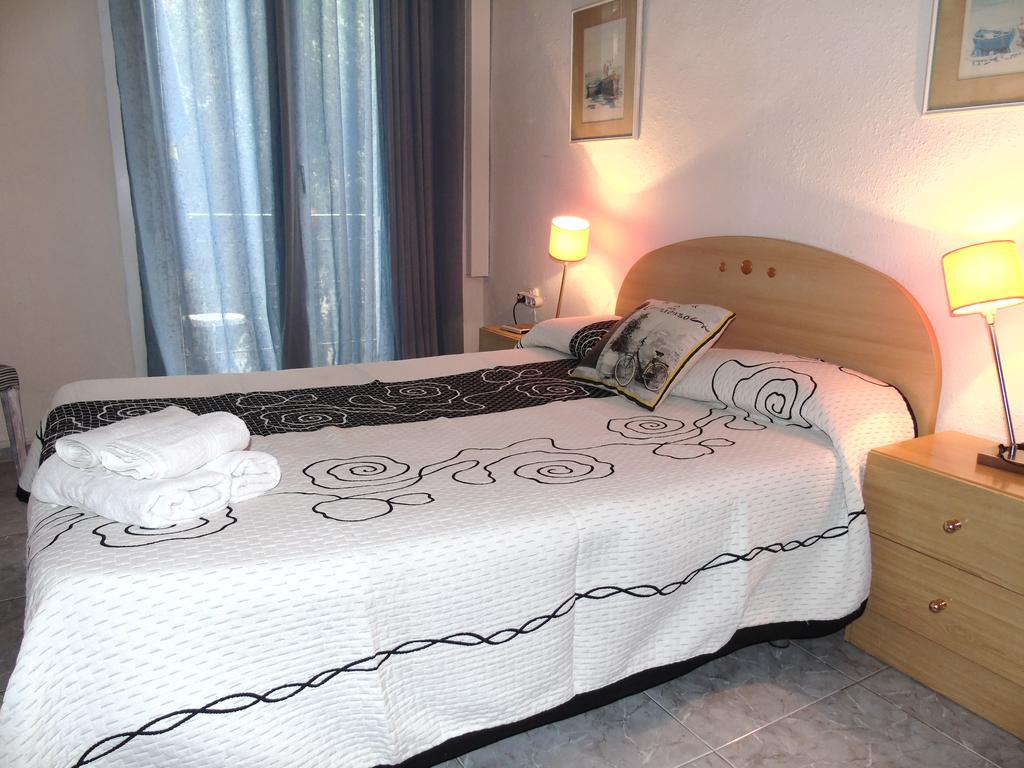 Hostal Aribau บาร์เซโลนา ห้อง รูปภาพ