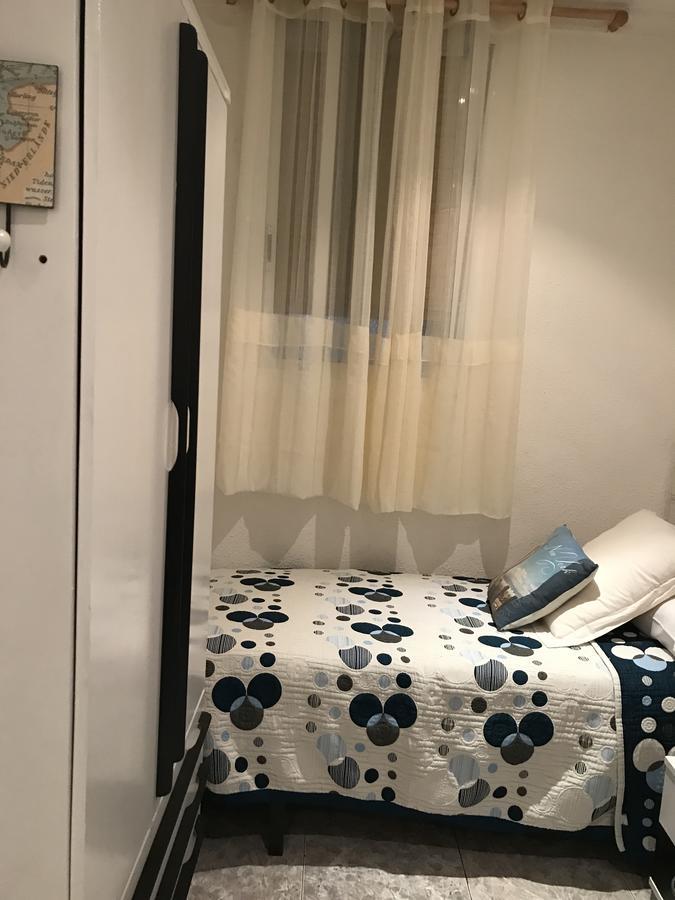 Hostal Aribau บาร์เซโลนา ภายนอก รูปภาพ